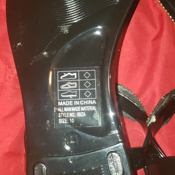 Sandals - Picture 4 of 5